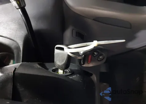 2005 Honda Pilot Lx from USA, damaged, VIN 2HKYF181X5H543306